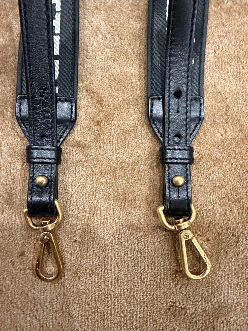Off-white strap - Picture 3 of 3